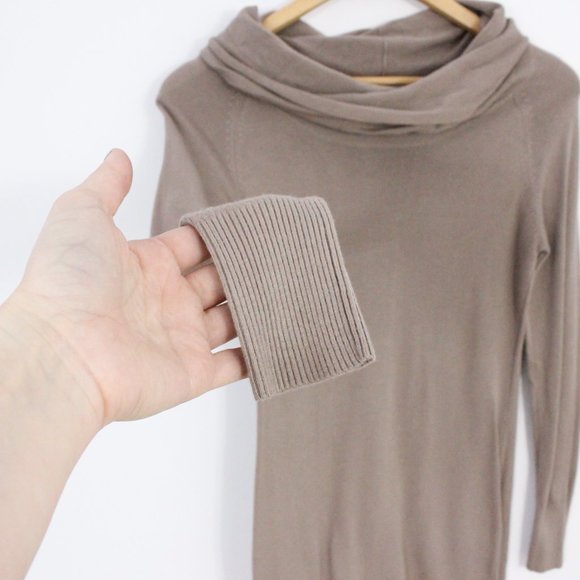 *Angela Mara Italy Beige Turtleneck Long Sleeve Tunic - Picture 5 of 6